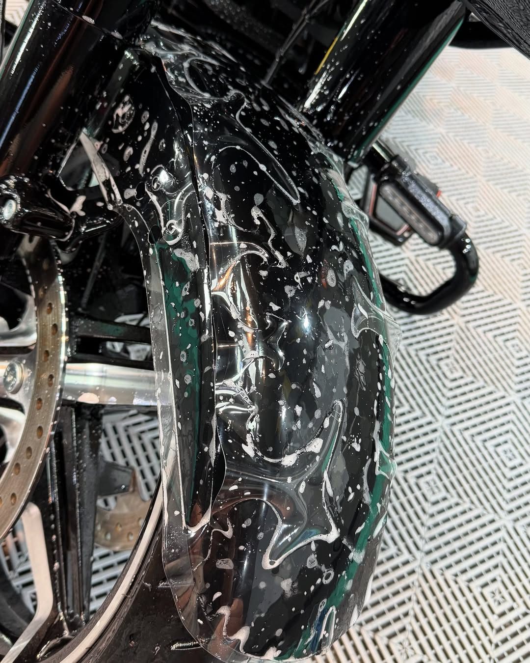 PPF para motos en Argentina: protegé tu moto de piedras y rayones